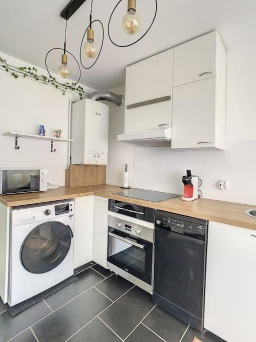 Derniere Reservations Avant Indisponibilite En Septembre Pour 12 Mois, Illimites Jacuzzi Spa Bain A Remous Interieur, Sauna Interieur, Parking Reserve, Vue Et Acces Parc, Prestations Uniques, 1Er Etage Corbeil-Essonnes Exterior foto